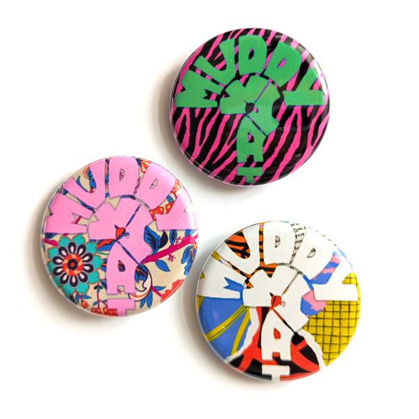 Button Trio Bunt 2 - Muddy What?